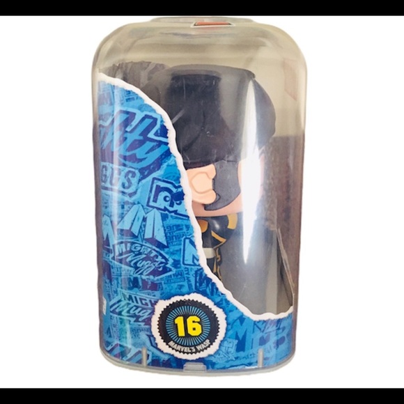 NWT MIGHTY MUGGS Marvel’s Avengers Wasp 2 In 1 Interchangeable Toy Black OS - Picture 5 of 8